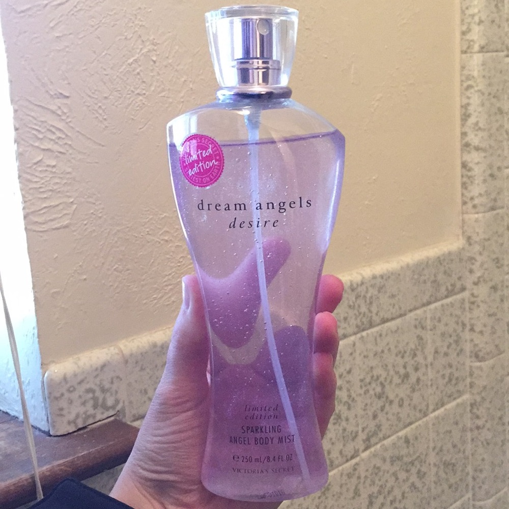 Victoria's Secret Sparkling Body Mist